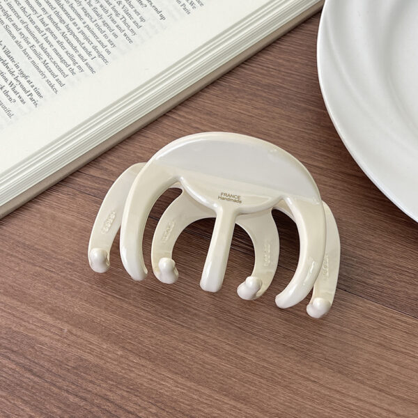 Octopus Hair Claw