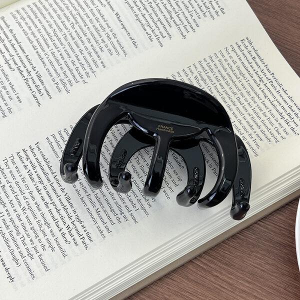 Octopus Hair Claw
